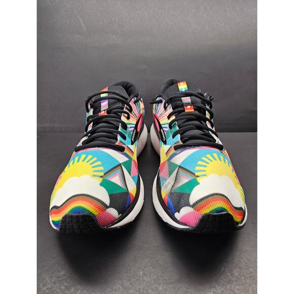 Brooks Men 12 Comfy footwear - Picture 9 of 11